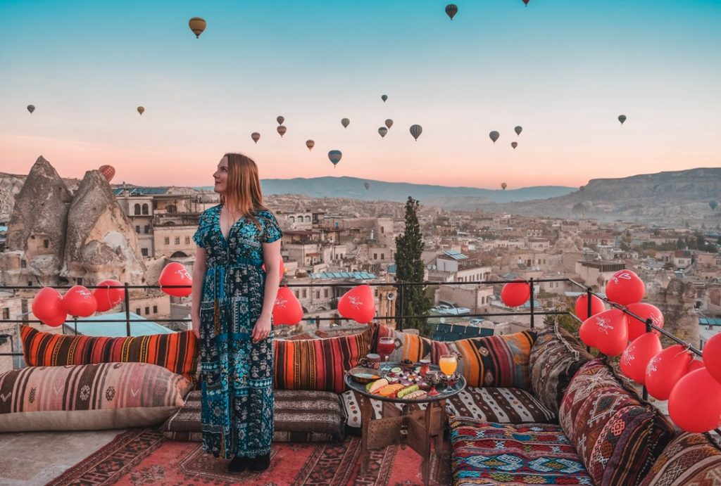 The Cheerful Wanderer (http://thecheerfulwanderer.com) in Cappadocia, Turkey